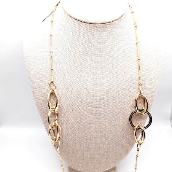 Chico’s Long Necklace NWT 48” Gold Tone Snake Chain with Interlocking Loops - Picture 3 of 12